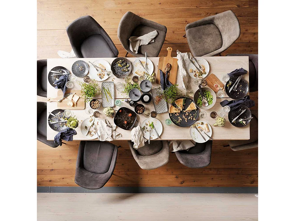 Esszimmertisch aus Eiche hell massiv Stahl