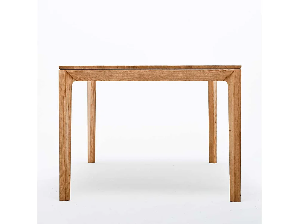 Holztisch Massivholztisch aus Eiche Massivholz in Eichefarben