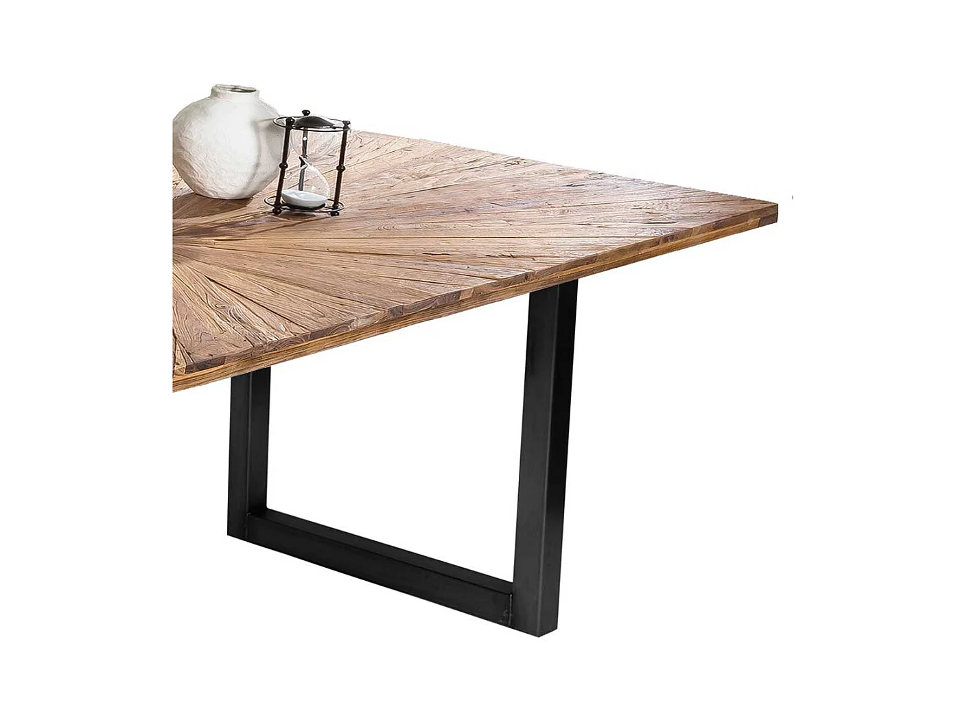 Esstisch aus Teak Recyclingholz und Stahl Industriedesign