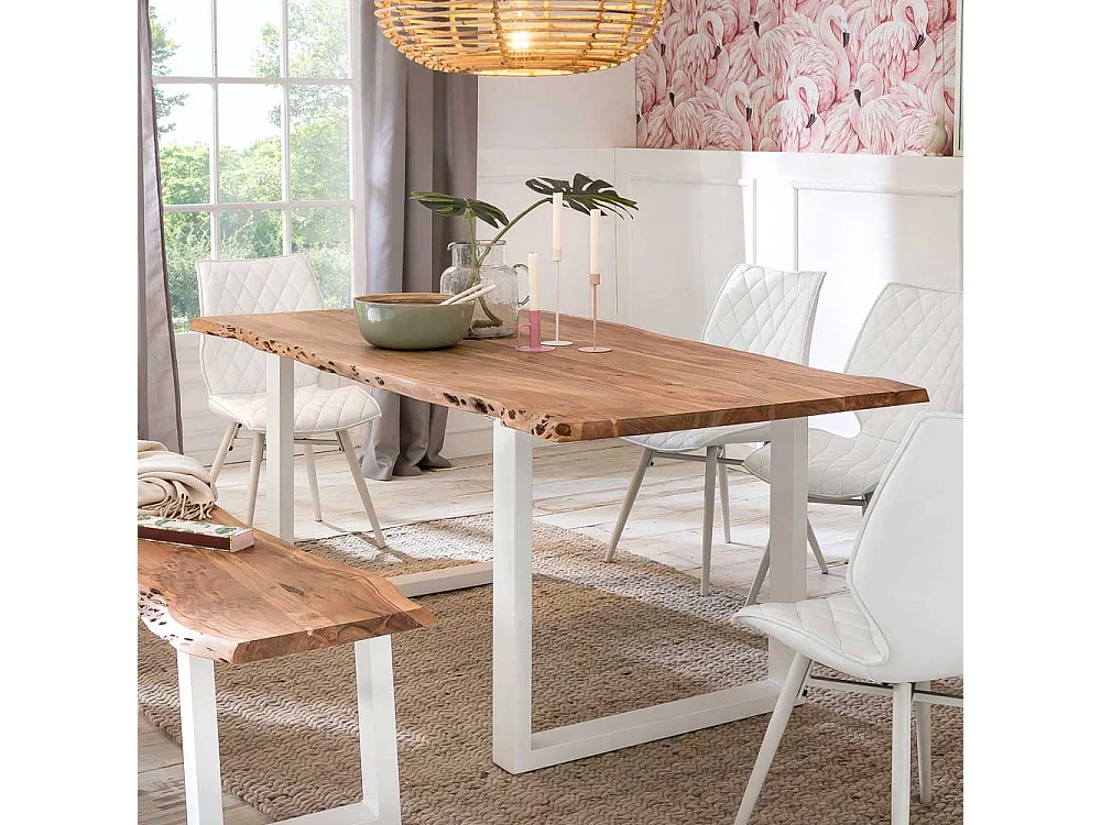 Baumkanten Esszimmertisch aus Akazie Massivholz Bügelgestell in Weiß