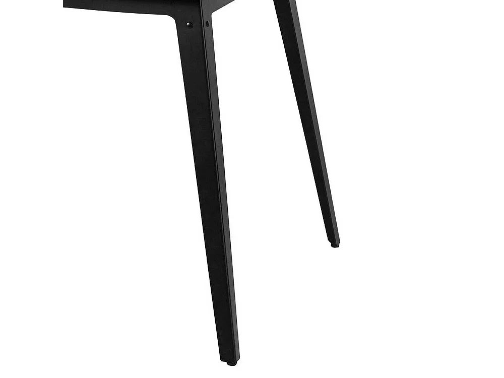 Esszimmer Tisch aus Kiefer Massivholz Metall Vierfußgestell