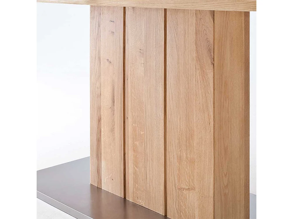 Säulen Esstisch aus Balkeneiche modern
