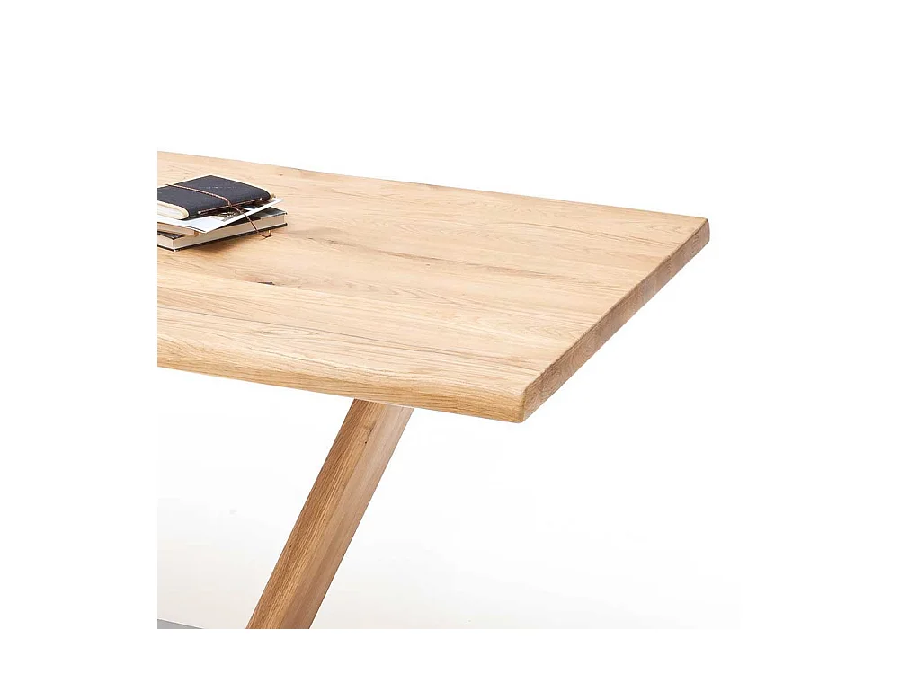 Esstisch aus Balkeneiche Säulengestell