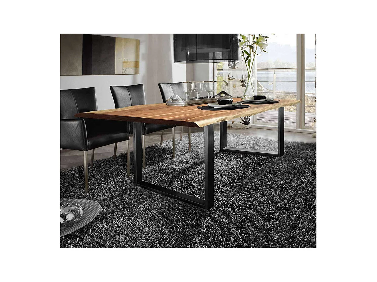 Baumkanten Tisch aus Akazie Massivholz und Eisen Loft Design