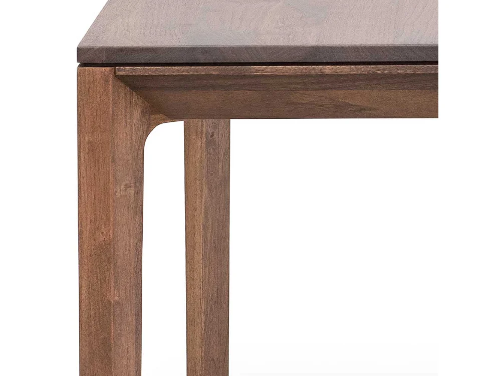 Holztisch aus Nussbaum Massivholz handgearbeitet