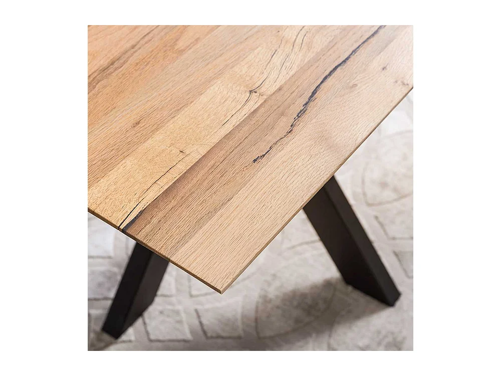 Esszimmertisch aus Wildeiche Massivholz Spider Gestell aus Metall