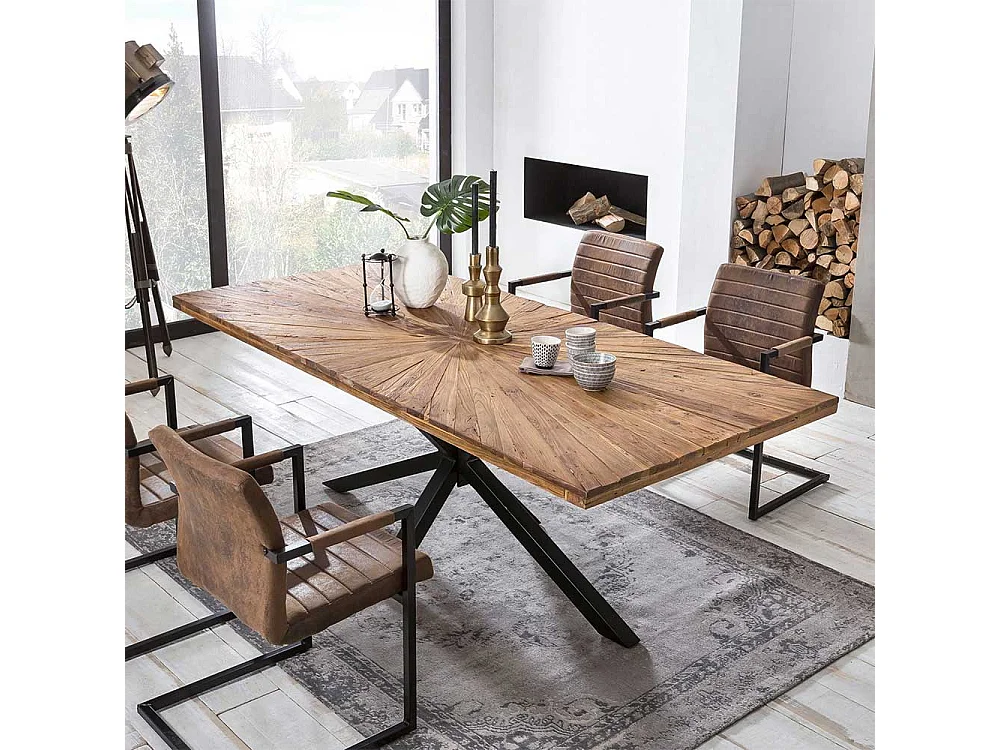 Esszimmertisch aus Teak Recyclingholz Spider Gestell in Schwarz