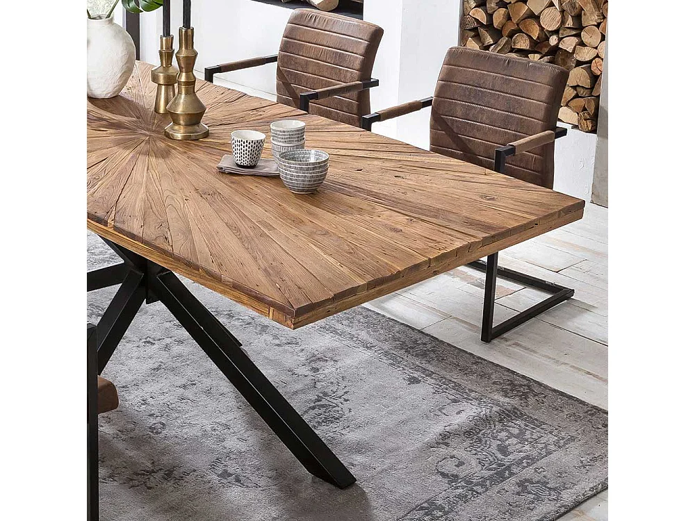 Esszimmertisch aus Teak Recyclingholz Spider Gestell in Schwarz