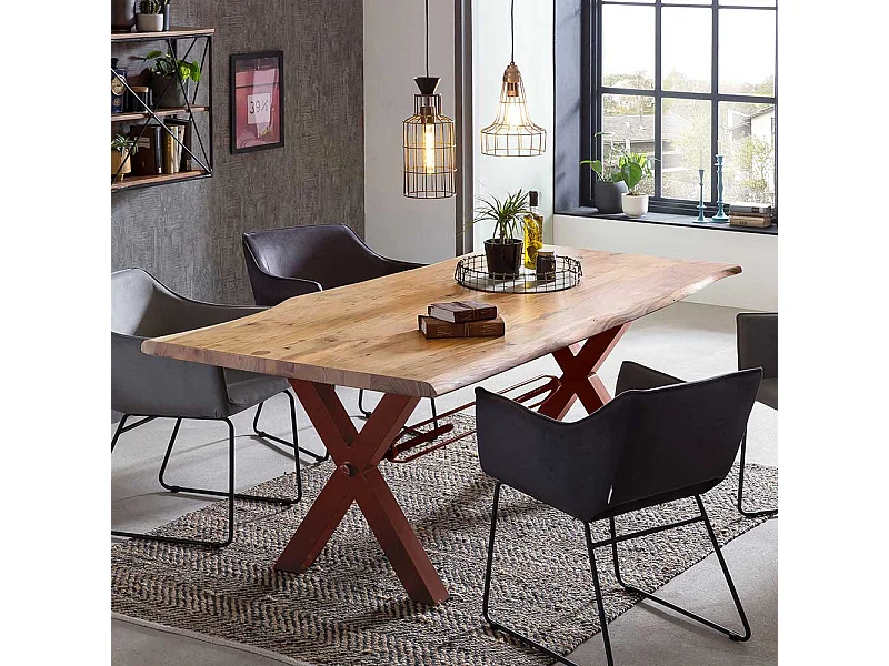 Tisch Massivholz Baumkante in Akaziefarben und Braun lackiert