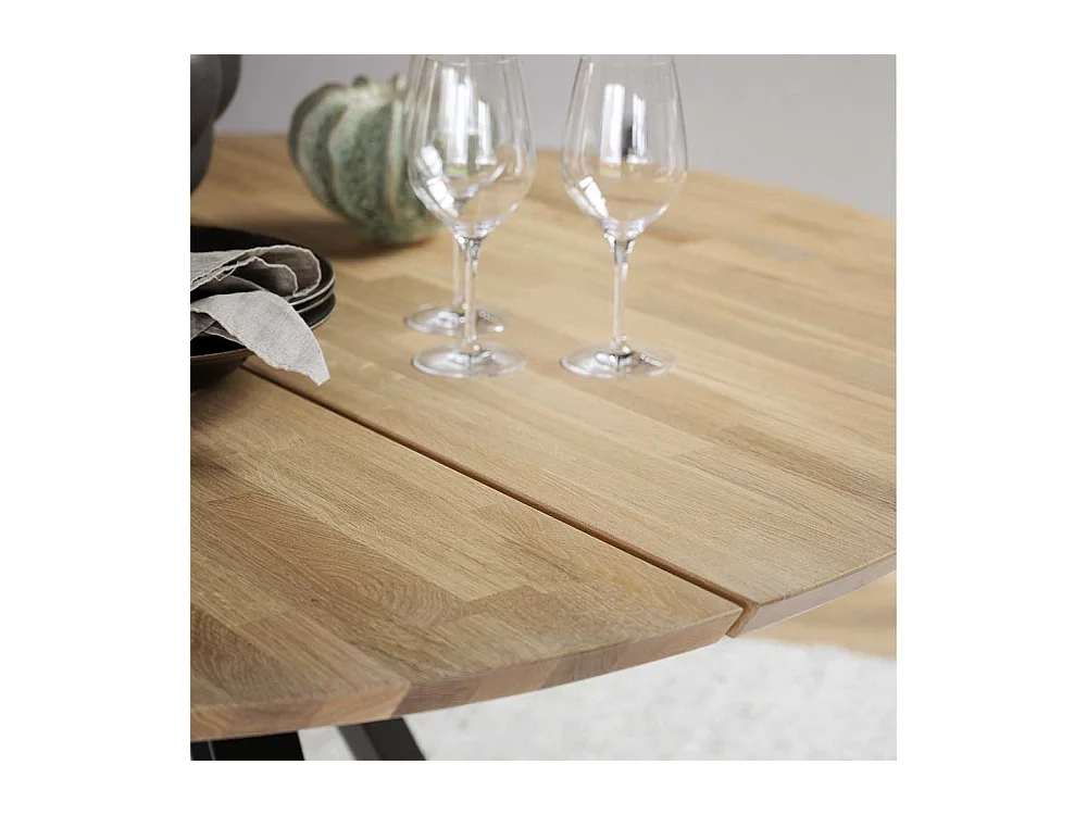 Esszimmer Tisch aus Eiche Massivholz mit Schweizer Kante 150 cm breit