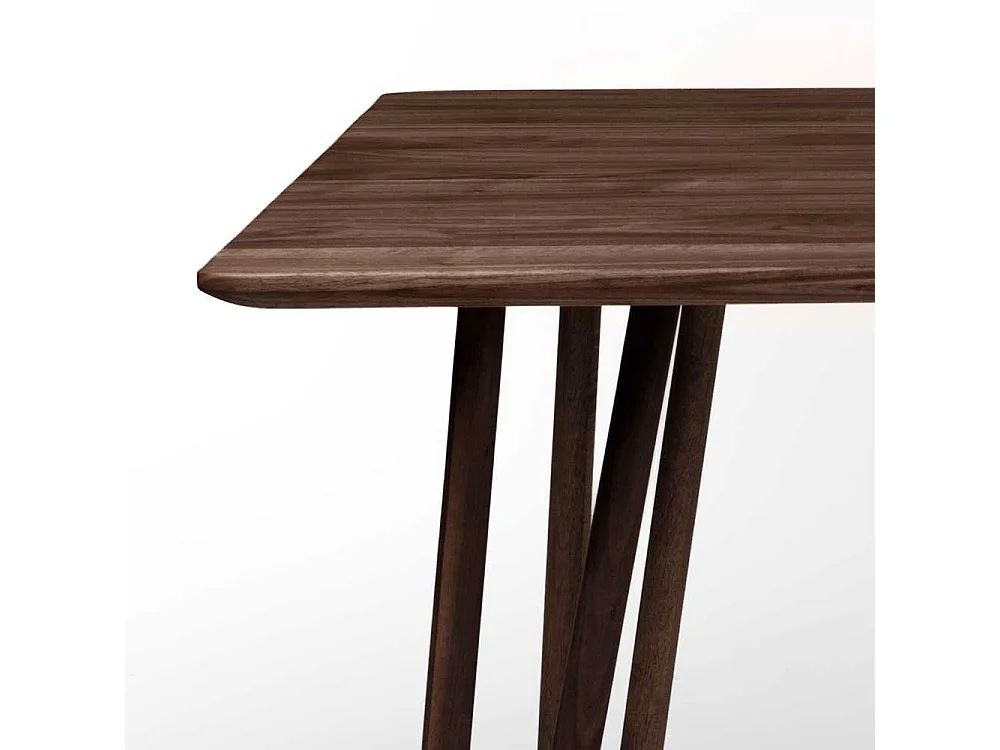 Esszimmertisch aus Nussbaum Massivholz handgearbeitet