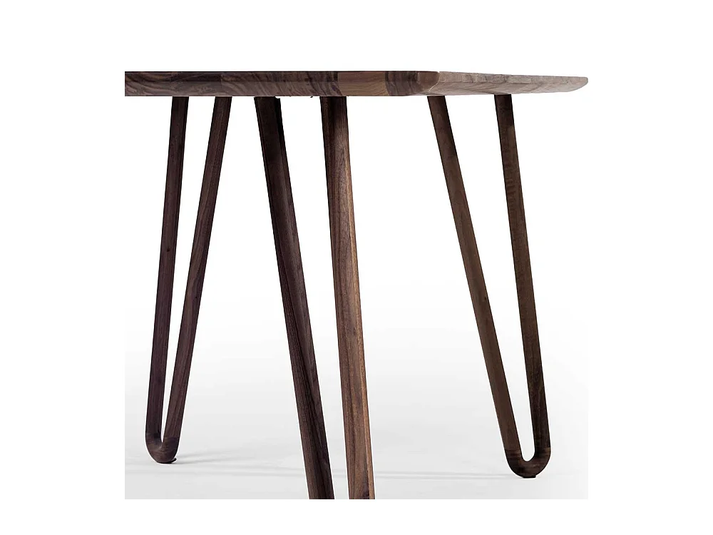 Esszimmertisch aus Nussbaum Massivholz handgearbeitet