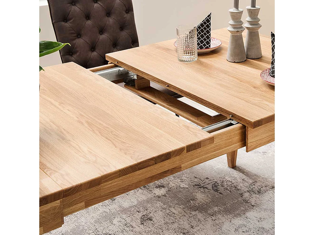 Holztisch aus Eiche Massivholz Mittelauszug