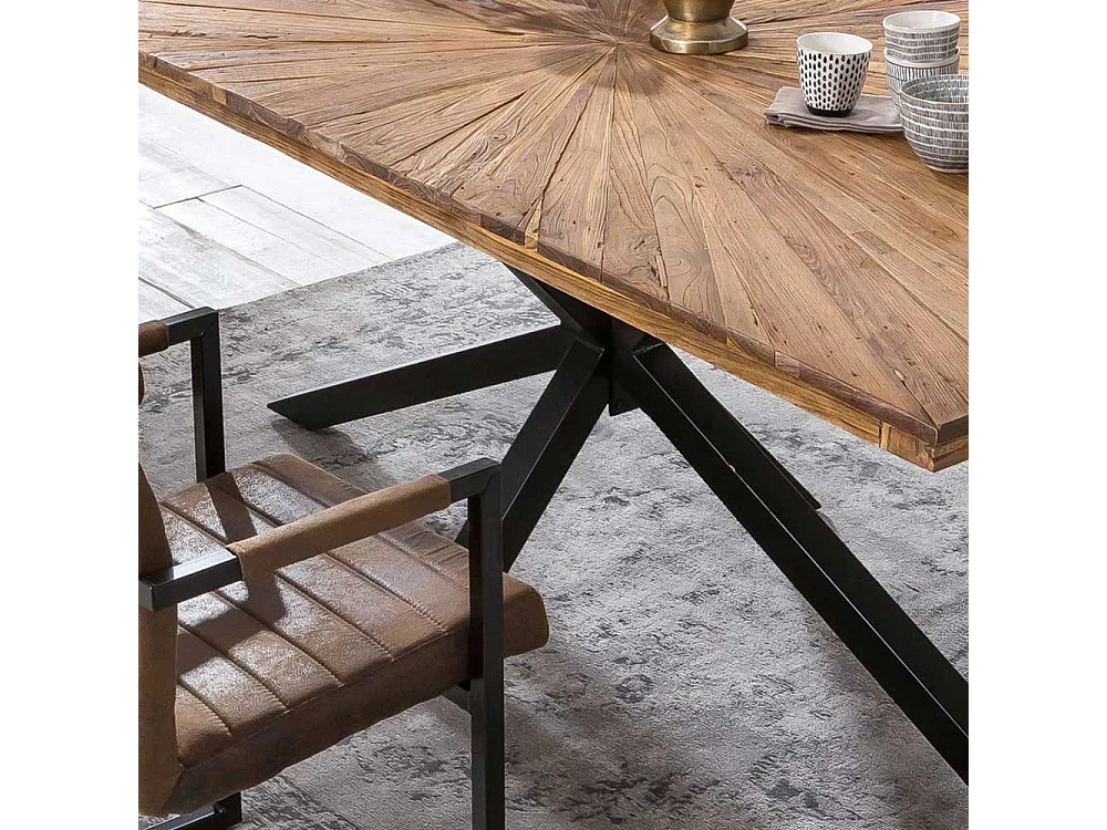 Esszimmertisch aus Teak Recyclingholz Spider Gestell in Schwarz