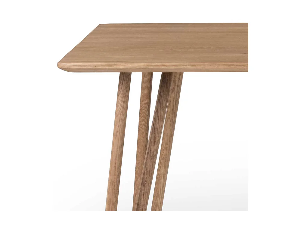 Esszimmertisch aus Eiche massiv weiß geölt Skandi Design