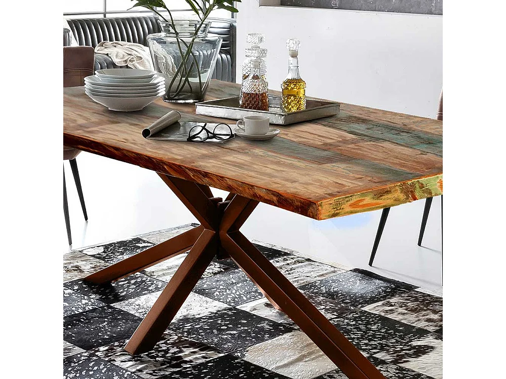 Ausgefallener Esstisch in Bunt Recyclingholz und Metall