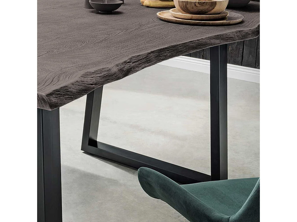 Baumkantentisch mit Bügelgestell Industry und Loft Stil