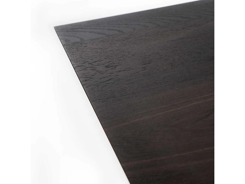 Hochwertiger Esstisch in Eiche dunkel Rostfarben