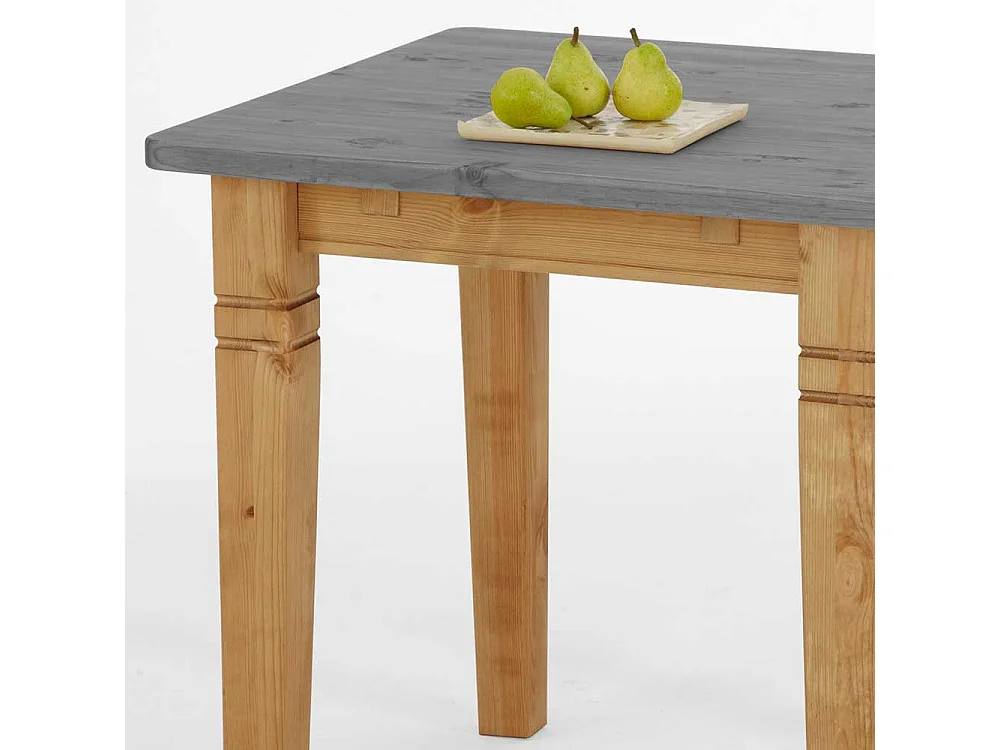 Landhaus Tisch in Grau Kiefer massiv geölt und lackiert