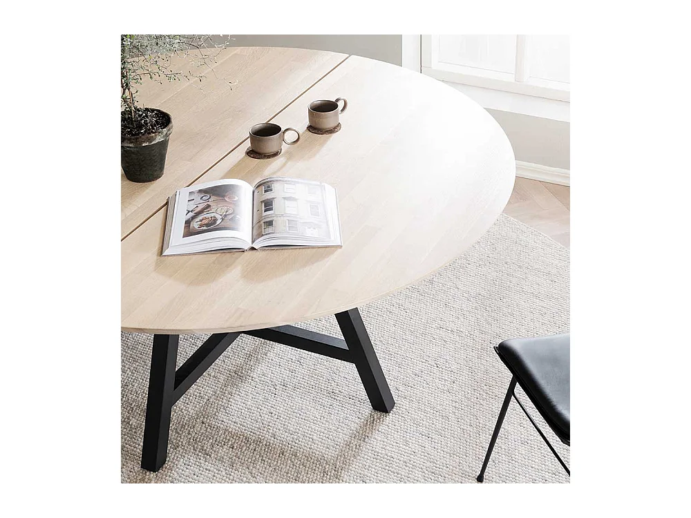 Runder Esszimmertisch in Eiche White Wash Massivholzplatte