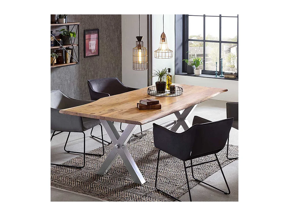 Esszimmertisch mit Baumkante in Akaziefarben und Weiß Metall Gestell