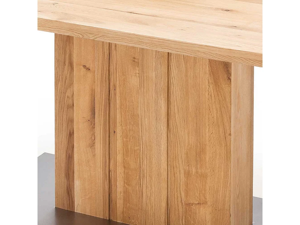 Tisch aus Balkeneiche Säulengestell