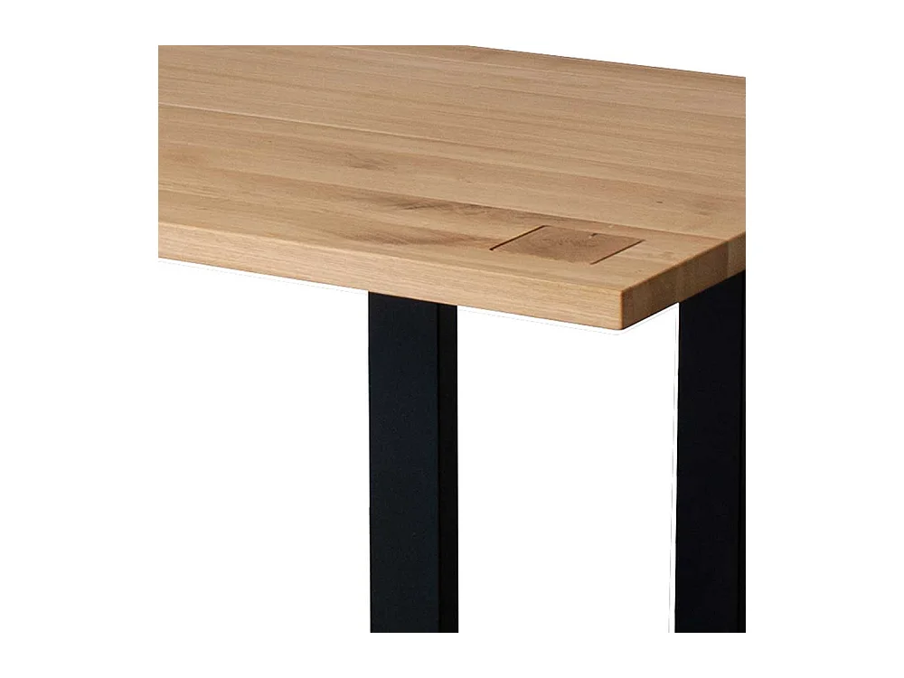 Esszimmer Tisch aus Wildeiche Massivholz Bügelgestell in Schwarz