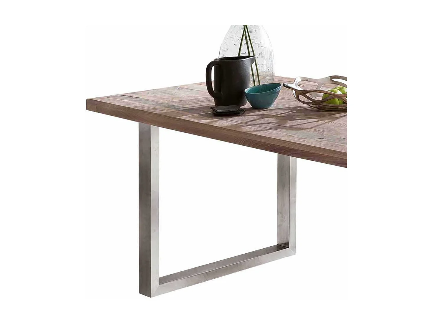 Esszimmertisch im Industrie und Loft Stil Bügelgestell aus Metall