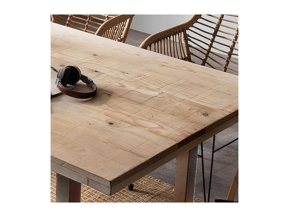 Gerüstholz Tisch mit Metall Bügelgestell Antiksilber modernem Design