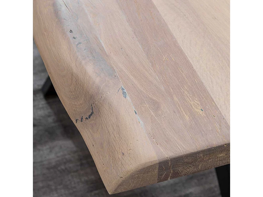 Baumkanten Esstisch aus Eiche White Wash massiv Spider Gestell aus Metall