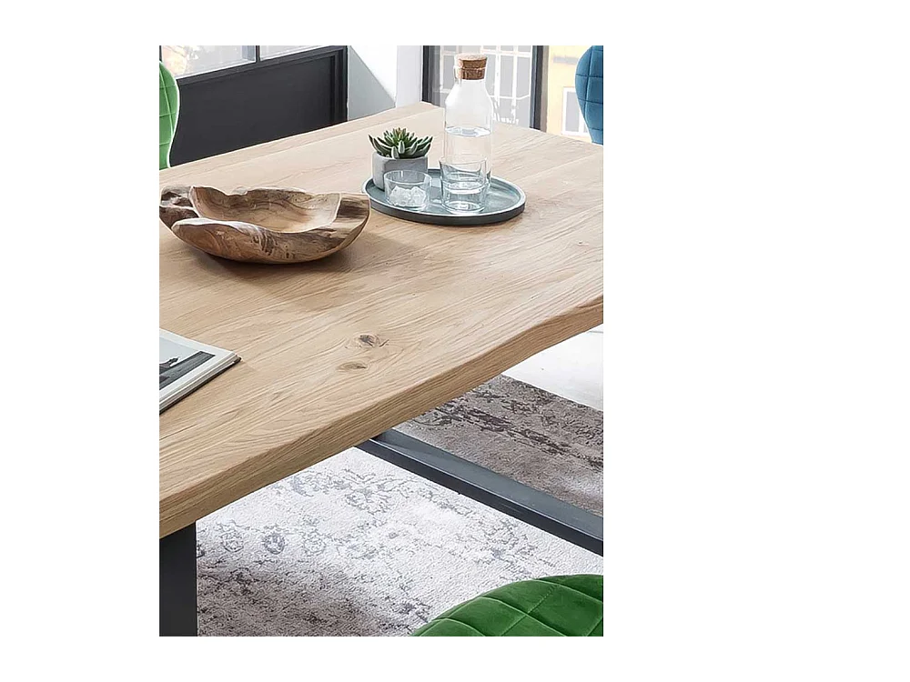 Baumkanten Esszimmertisch aus Wildeiche Massivholz und Metall Loft Design
