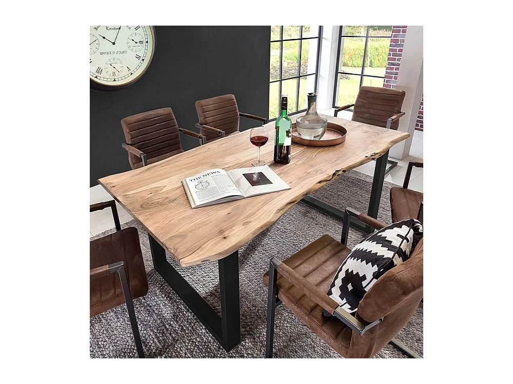 Baumkantentisch aus Akazie Massivholz und Eisen Loft Design