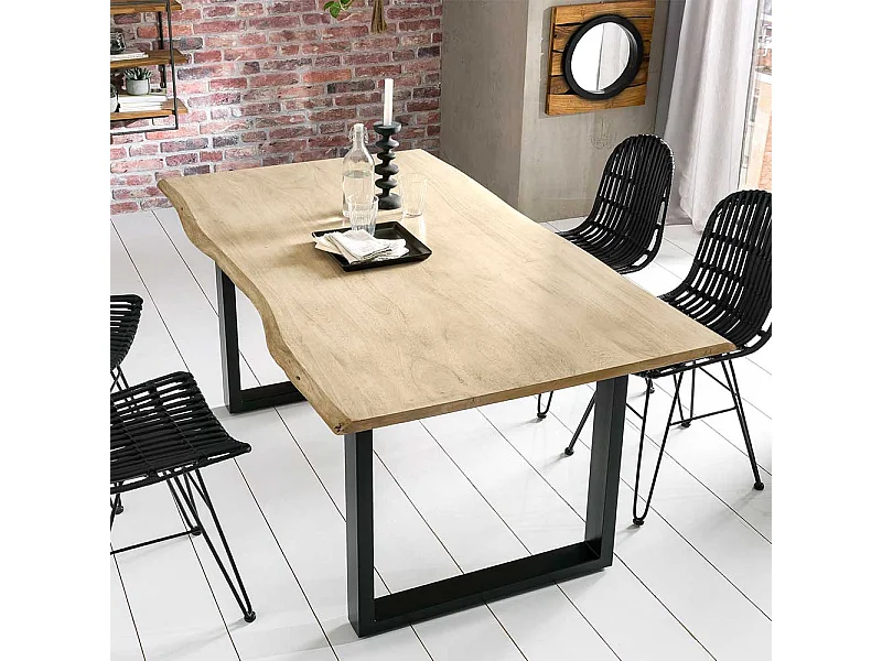 Baumkanten Esszimmertisch aus Akazie massiv gekälkt und Stahl Loft Design
