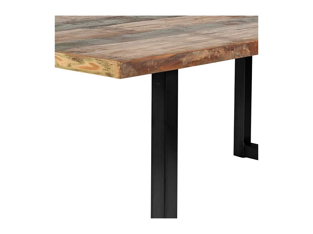 Tisch aus Recyclingholz Stahl