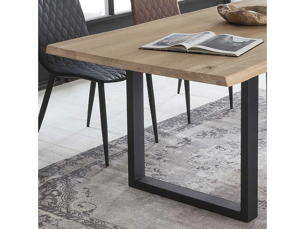 Baumkanten Esstisch aus Wildeiche Massivholz und Stahl Loft Design