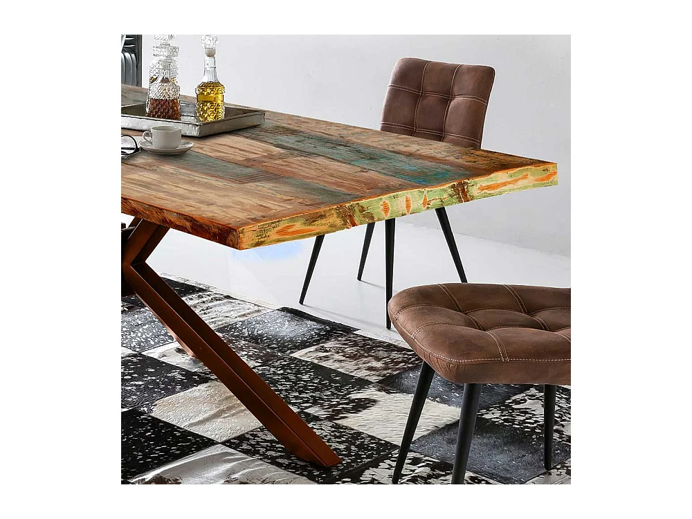 Ausgefallener Esstisch in Bunt Recyclingholz und Metall