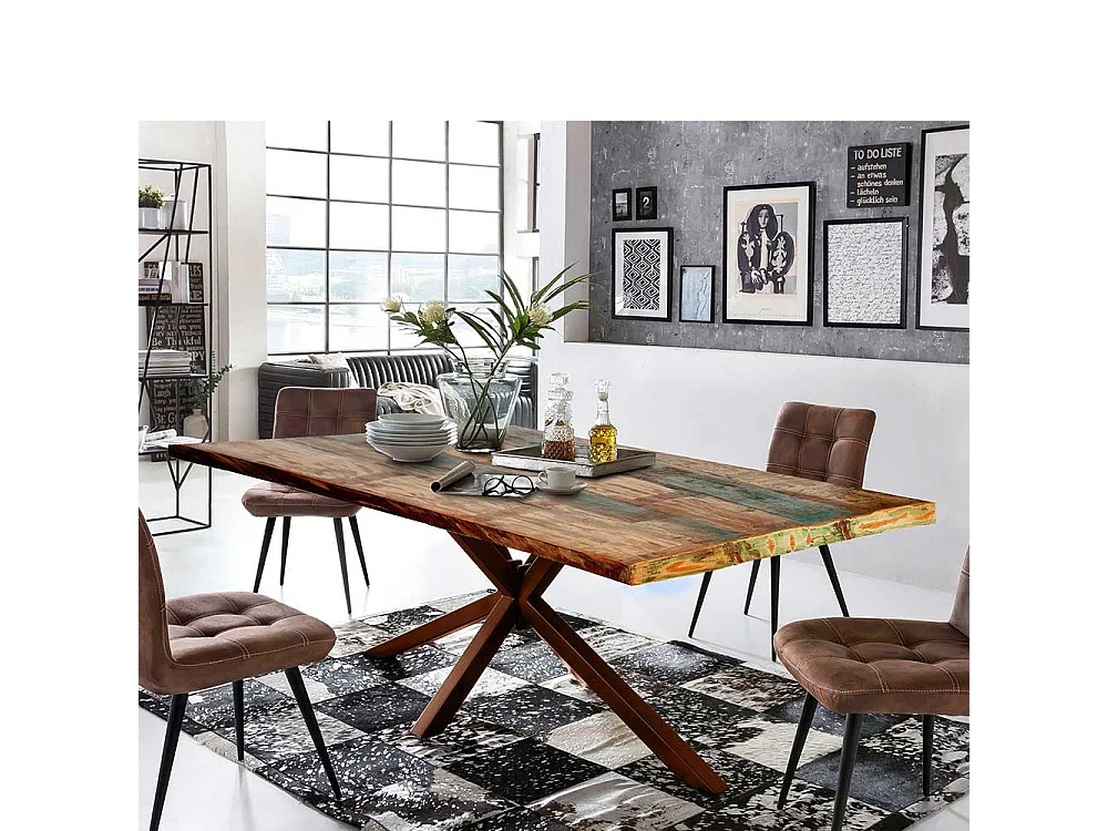 Ausgefallener Esstisch in Bunt Recyclingholz und Metall