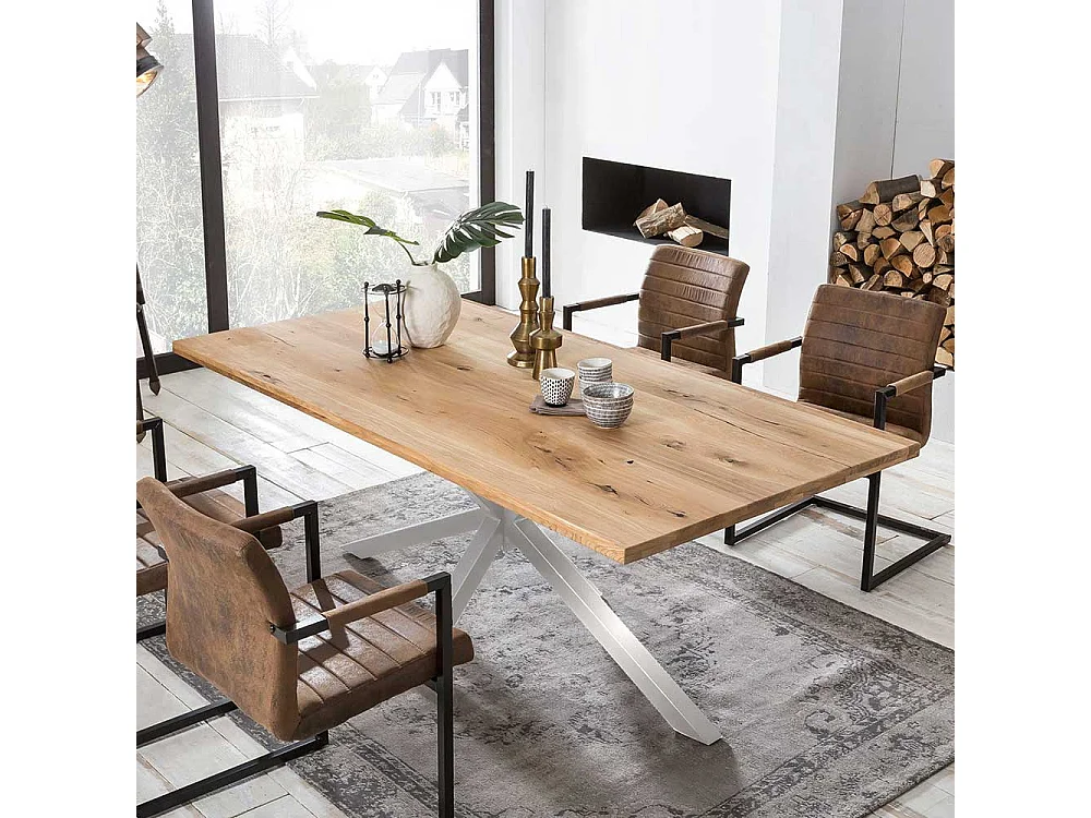 Esszimmertisch aus Wildeiche Massivholz und Eisen Loft Design