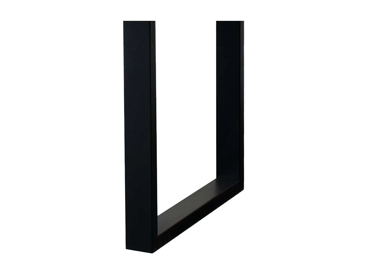 Esszimmer Tisch aus Wildeiche Massivholz Bügelgestell in Schwarz