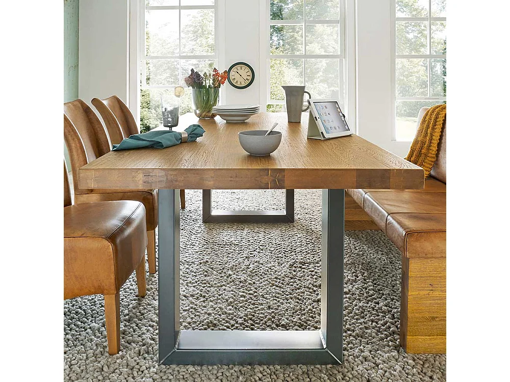 Esszimmertisch aus Eiche Massivholz geölt modern