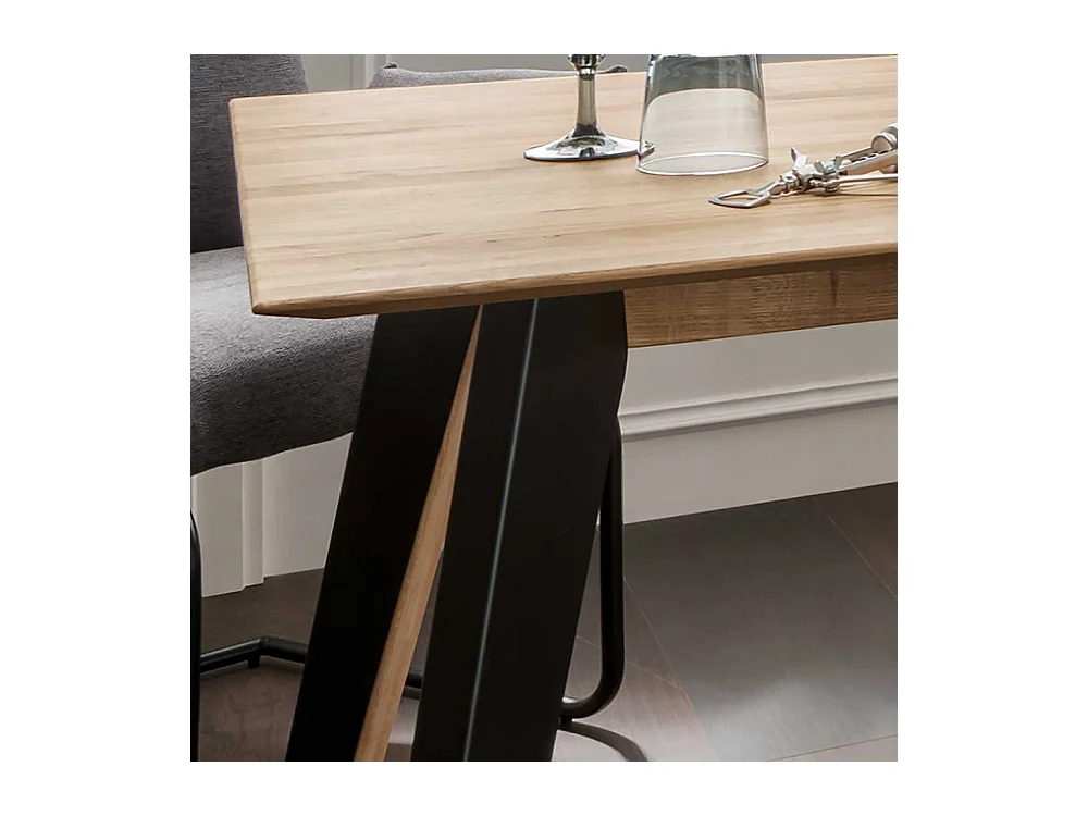 Esszimmer Tisch aus Asteiche Massivholz Metall