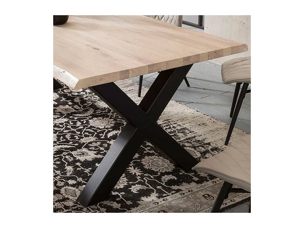 Baumkantentisch aus Wildeiche Massivholz Metall