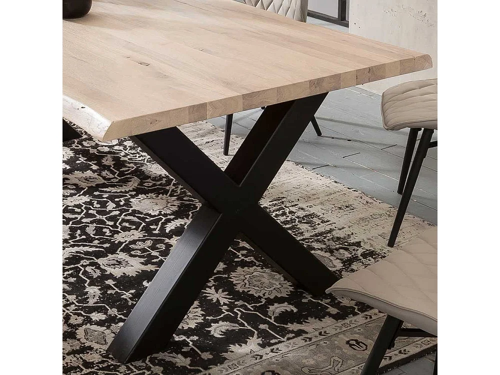 Baumkantentisch aus Wildeiche Massivholz Metall