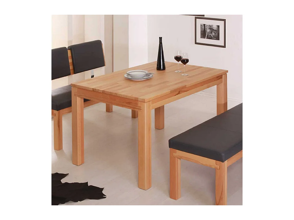 Esszimmertisch aus Kernbuche massiv lackiert