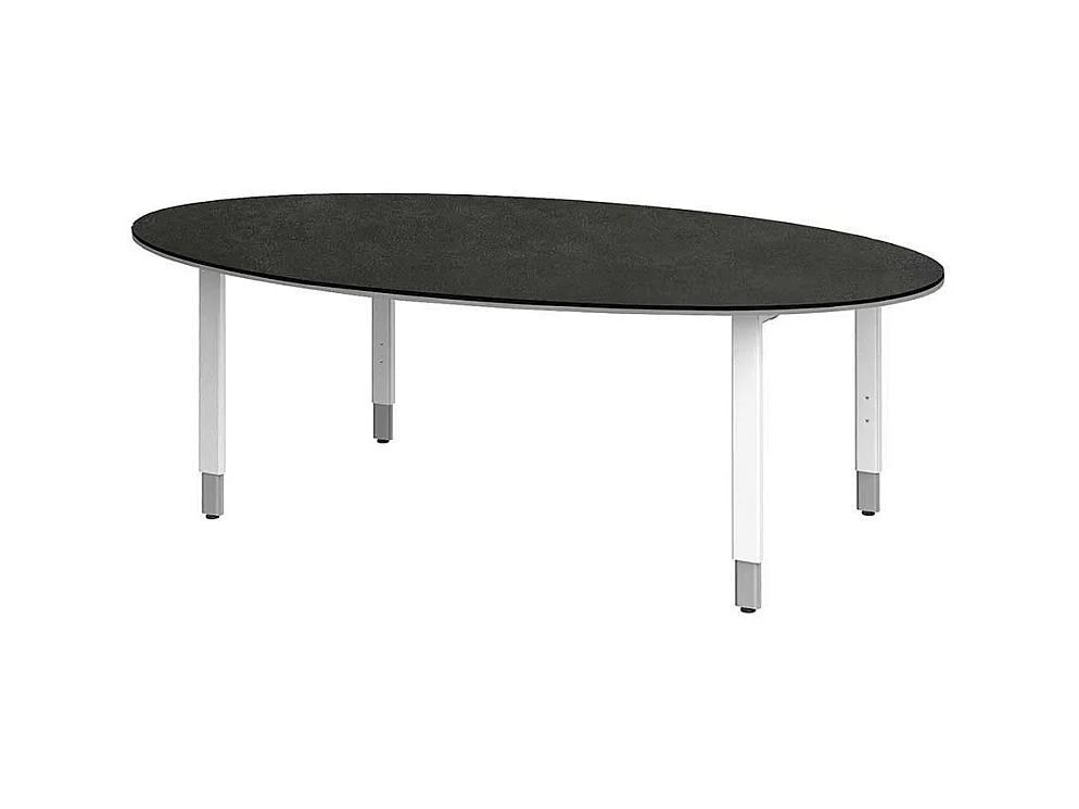 Tisch f�r Konferenzraum oval