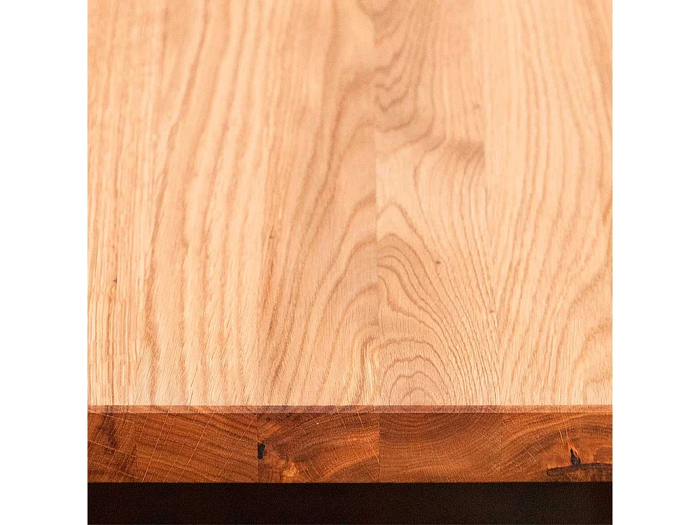 Massiv Esszimmertisch aus Wildeiche geölt Stahl