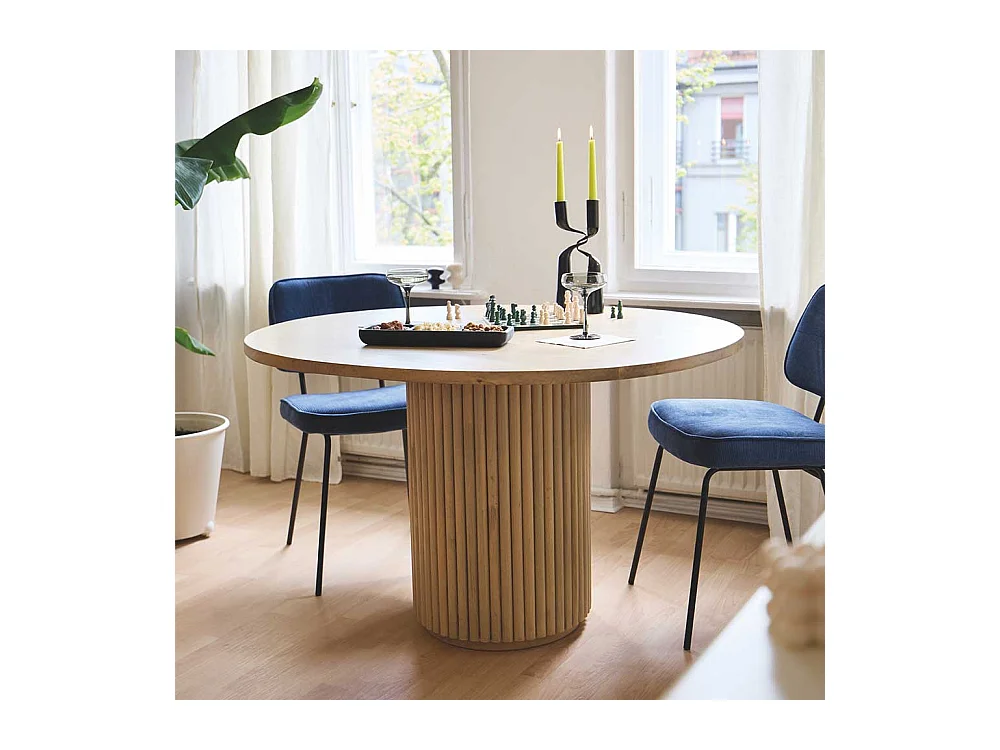 Esstisch Holztisch in runder Form mit Massivholzplatte