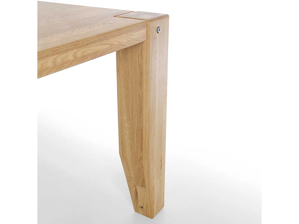 Hochwertiger Esstisch aus Wildeiche Massivholz geölt