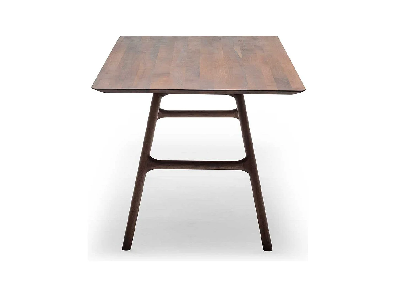 Küchentisch aus Nussbaum Massivholz handgearbeitet