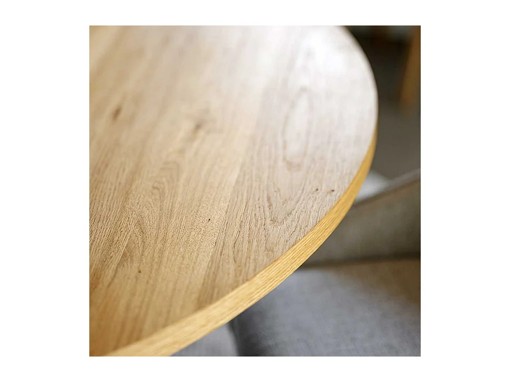 Esstisch Eiche Furnier geölt mit Vierfußgestell Metall